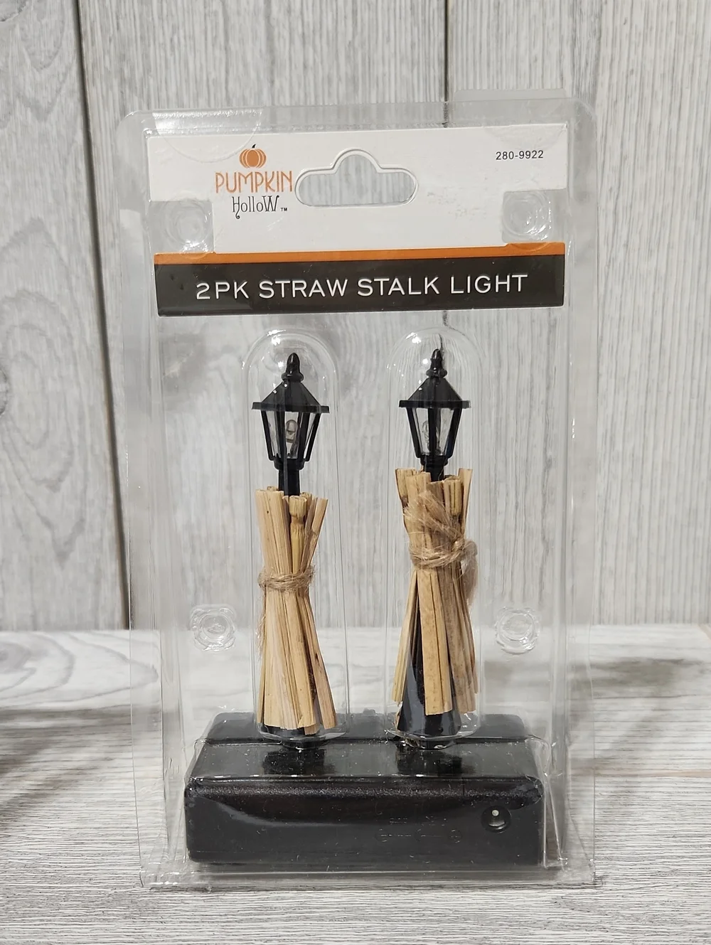 Pumpkin Hollow Halloween Fall Straw Stalk Street Light Lamp Post Set Of 4